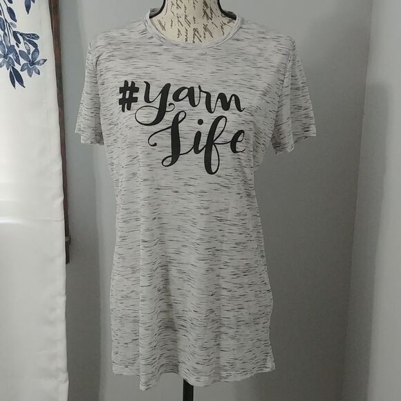 ❤ NWT Space Dyed Light grey/Black #yarnlife tee shirt M - Picture 1 of 10